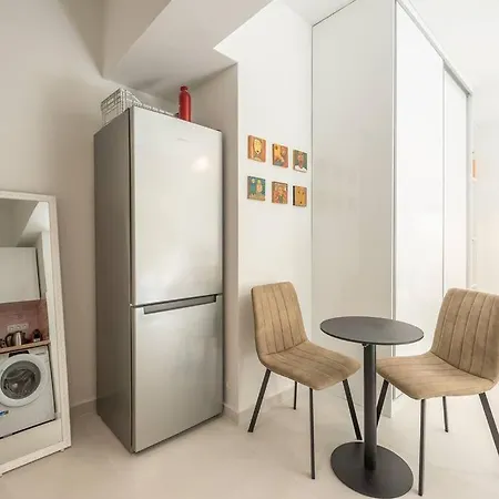 Zen-garden, Exarchia Apartment Athens